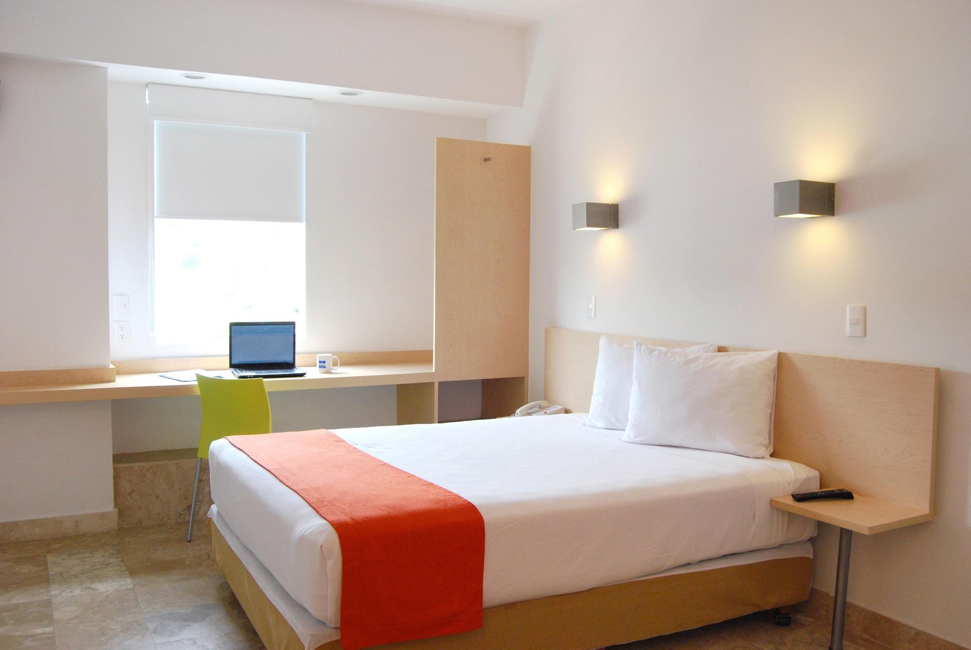 Hotel One Acapulco Costera Esterno foto